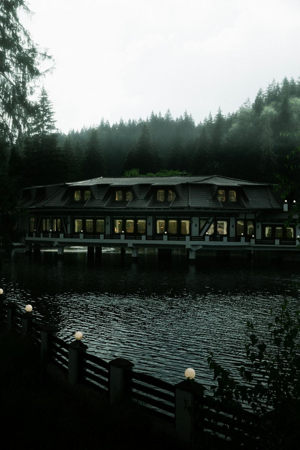Okanagan Lakehouse